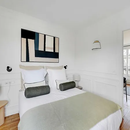 Magnificent Apartment- 1br-4p - Tour-eiffel * Parigi